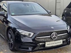 Kosmosschwarz metalliclack Gebraucht 2023 Mercedes A180 AMG Kleinwagen | 26.390 € (Guter Preis)