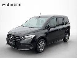 Loparitschwarz metallic Gebraucht 2024 Mercedes T180 Style Van / Kleinbus | 25.850 € (Fairer Preis)
