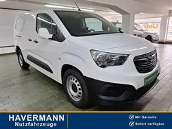 Weiß (white jade) Gebraucht 2021 Opel Combo Van / Kleinbus | 14.990 € (Teuer)