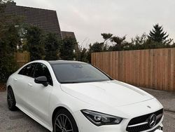 Weiß Gebraucht 2020 Mercedes CLA200 AMG line Coupé | 25.490 € (Fairer Preis)