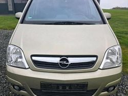 Gold Gebraucht 2008 Opel Meriva Van / Kleinbus | 750 € (Superpreis)