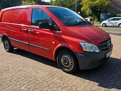Rot Gebraucht 2011 Mercedes Vito Van / Kleinbus | 4.800 € (Superpreis)