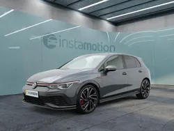 Grau Gebraucht 2024 VW Golf VIII GTI Kleinwagen | 35.999 € (Guter Preis)