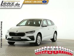 Weiß Gebraucht 2024 Skoda Scala Selection Kleinwagen | 23.420 € (Fairer Preis)