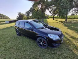 Schwarz Gebraucht 2009 Opel Astra Innovation Limousine | 2.990 € (Fairer Preis)