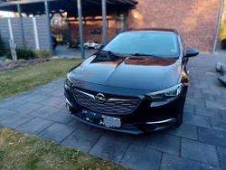 Schwarz Gebraucht 2018 Opel Insignia Kombi | 12.900 € (Etwas zu teuer)