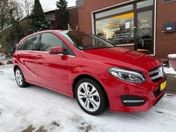 Rot Gebraucht 2018 Mercedes B180 Style Van / Kleinbus | 16.390 € (Guter Preis)