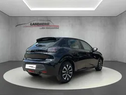 Schwarz Neu 2025 Peugeot 208 Style Kleinwagen | 23.143 € (Etwas zu teuer)