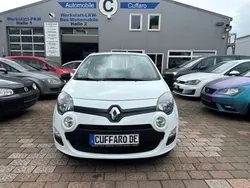 Weiss Gebraucht 2013 Renault Twingo Kleinwagen | 3.800 € (Etwas zu teuer)
