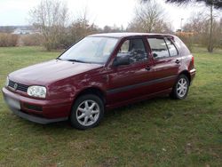 Rot Gebraucht 1996 VW Golf III Kleinwagen | 2.200 € (Fairer Preis)