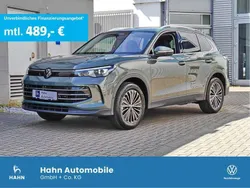 Grün Gebraucht 2025 VW Tiguan Elegance SUV | 48.980 €