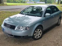 Blau Gebraucht 2002 Audi A4 Limousine | 2.490 € (Fairer Preis)