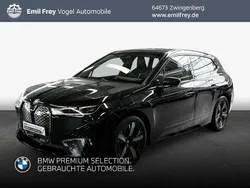 Saphirschwarz metallic Gebraucht 2022 BMW iX SUV | 41.990 € (Fairer Preis)