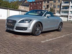 Grau Gebraucht 2008 Audi TT Roadster Sport Cabrio | 8.000 € (Fairer Preis)