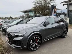 Grau Gebraucht 2021 Audi RS Q8 SUV | 100.000 € (Etwas zu teuer)