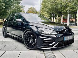 Schwarz Gebraucht 2018 VW Golf VII R Limousine | 35.000 €