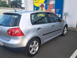 Grau Gebraucht 2009 VW Golf VI Kleinwagen | 3.850 € (Guter Preis)
