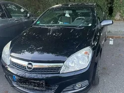 Schwarz Gebraucht 2008 Opel Astra Cabriolet Cosmo Cabrio | 4.400 € (Fairer Preis)