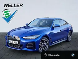 Blau Gebraucht 2024 BMW i4 Sport Line Limousine | 51.990 € (Teuer)