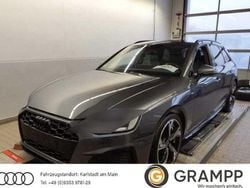 Grau Gebraucht 2022 Audi A4 Competition Kombi | 30.880 € (Guter Preis)