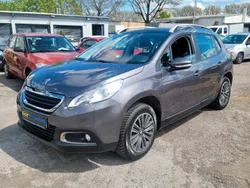 Grau Gebraucht 2015 Peugeot 2008 Active SUV | 7.499 € (Fairer Preis)