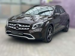 Braun metallic Gebraucht 2017 Mercedes GLA200 Style SUV | 23.810 € (Teuer)