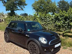 Schwarz Gebraucht 2012 Mini Cooper S Kleinwagen | 10.950 € (Fairer Preis)