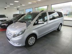Silber Gebraucht 2015 Mercedes Vito Van / Kleinbus | 14.950 €