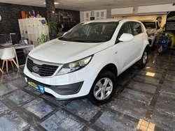 Weiß Gebraucht 2011 Kia Sportage Attract SUV | 6.900 € (Fairer Preis)