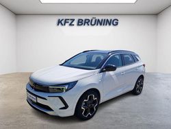 Silber Gebraucht 2024 Opel Grandland X Ultimate SUV | 23.580 € (Fairer Preis)