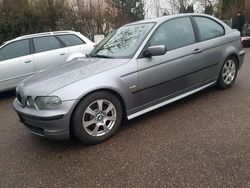 Grau Gebraucht 2004 BMW 316 Compact Sport Line Kleinwagen | 3.899 € (Teuer)