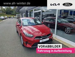 Rot Neu 2025 Kia Ceed Vision Limousine | 25.490 € (Fairer Preis)
