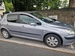 Grün Gebraucht 2003 Peugeot 307 Limousine | 1.000 €