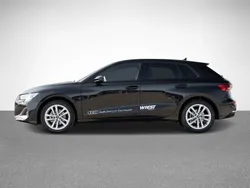 Schwarz Gebraucht 2025 Audi A3 Sportback Advanced Plus Limousine | 37.490 € (Guter Preis)