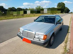 Grau Gebraucht 1988 Mercedes 230 Coupé | 10.599 €