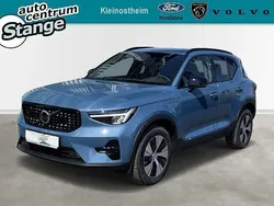 Blau Gebraucht 2023 Volvo XC40 Plus SUV | 42.990 € (Teuer)