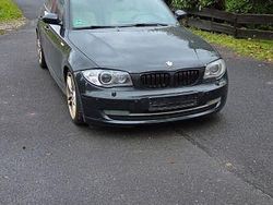 Schwarz Gebraucht 2008 BMW 123 Performance Kleinwagen | 3.200 €