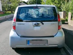 Silber Gebraucht 2006 Subaru Justy Kleinwagen | 1.000 €