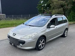 Silber Gebraucht 2008 Peugeot 307 Kombi | 1.990 € (Guter Preis)