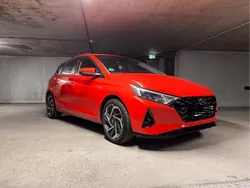 Rot Gebraucht 2021 Hyundai i20 Intro Edition Kleinwagen | 16.250 € (Etwas zu teuer)