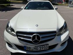 Weiß Gebraucht 2015 Mercedes E200 Avantgarde Limousine | 23.850 € (Teuer)