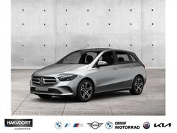 Grau Gebraucht 2023 Mercedes B200 Van / Kleinbus | 28.370 € (Guter Preis)