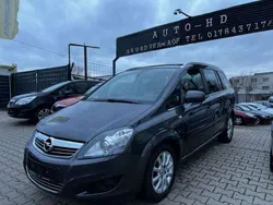 Karbongrau Gebraucht 2010 Opel Zafira Eco Van / Kleinbus | 6.200 €