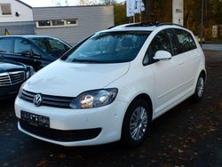 Weiß Gebraucht 2010 VW Golf Plus Comfortline Van / Kleinbus | 8.999 € (Fairer Preis)