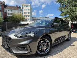 Grau Gebraucht 2020 Ford Focus ST-Line Kombi | 14.450 € (Superpreis)
