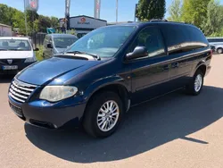 Blau Gebraucht 2005 Chrysler Grand Voyager Van / Kleinbus | 1.490 € (Fairer Preis)