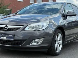 Grau Gebraucht 2012 Opel Astra Limousine | 5.499 € (Fairer Preis)