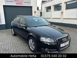 Schwarz Gebraucht 2011 Audi A3 Sportback Attraction Limousine | 9.980 € (Etwas zu teuer)
