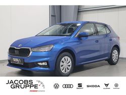 Blau Neu 2025 Skoda Fabia Essence Limousine | 19.845 € (Fairer Preis)