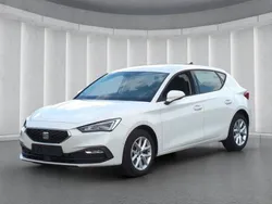 Weiss Gebraucht 2022 Seat Leon Style Limousine | 20.549 €